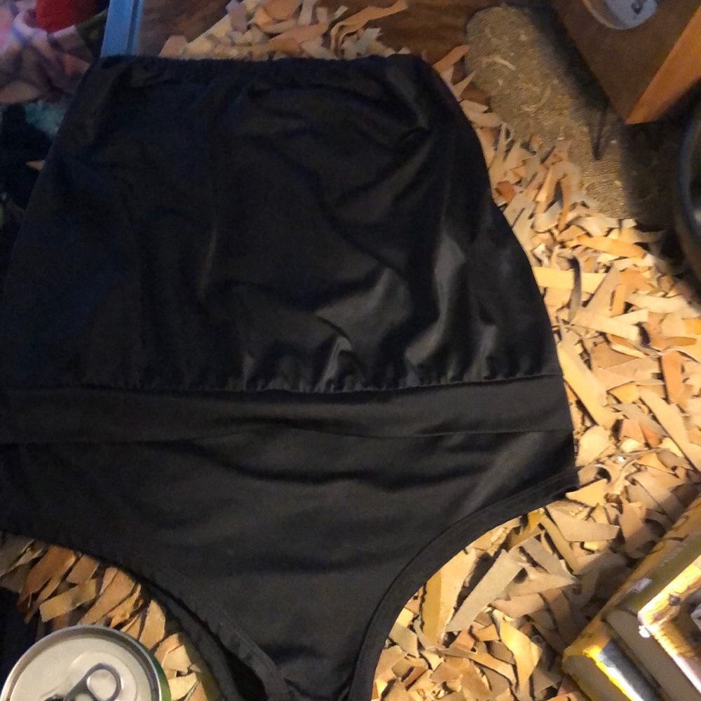 XL strapless swimsuit almost like new